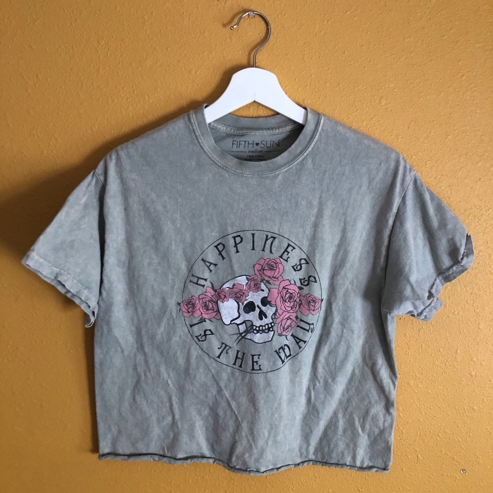 Skull tee